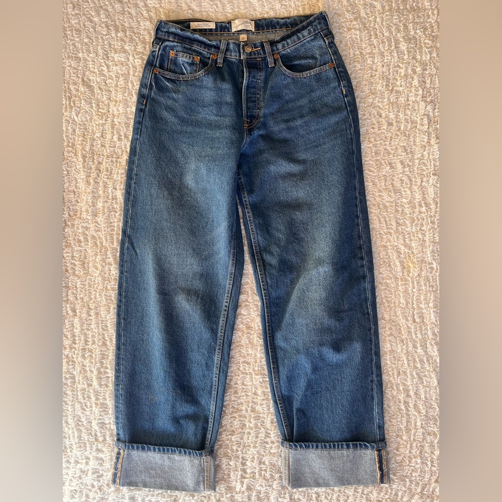 Universal Thread Mid Rise 90’s Baggy